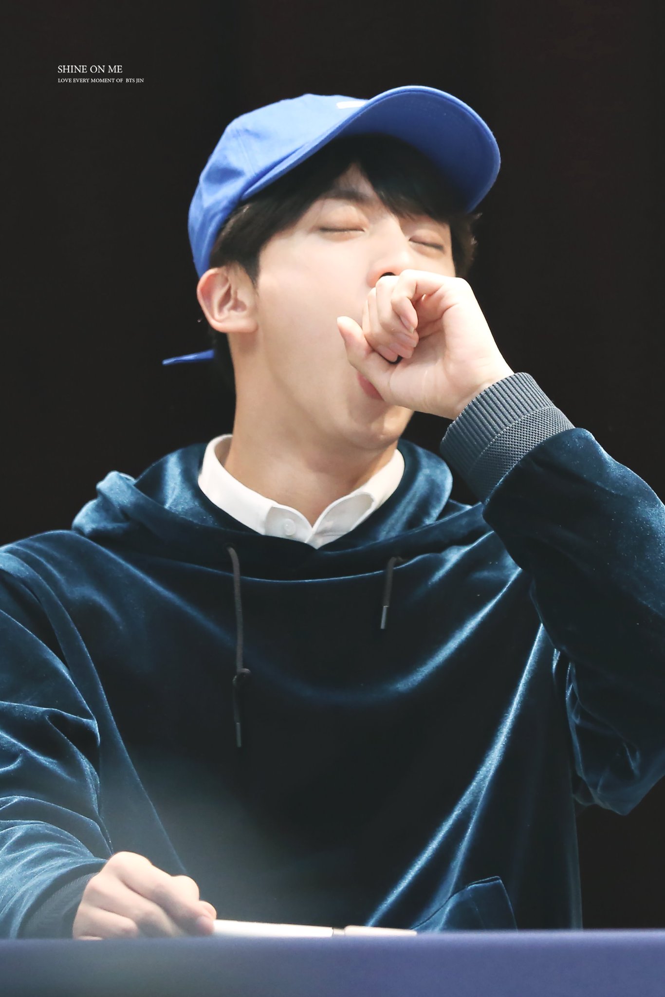 BTS Jin Updates Tonight on Twitter "171008 Hongdae Fansign cr