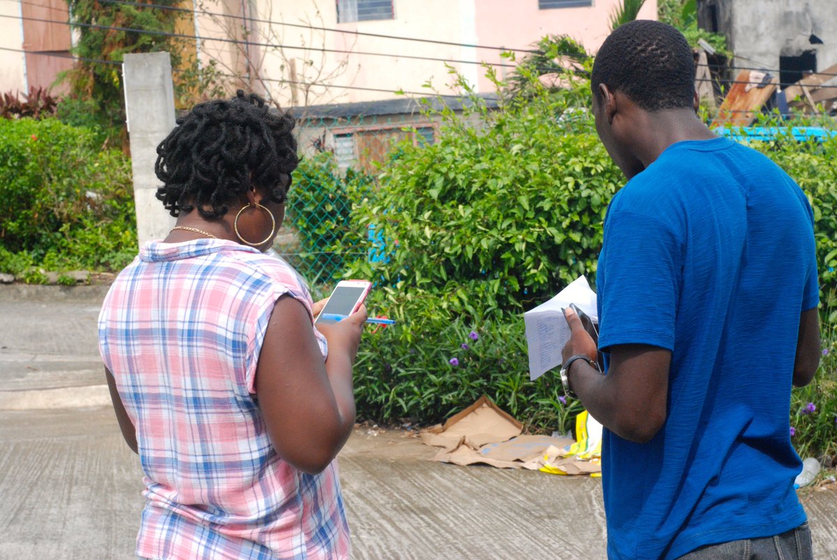 ETCluster's tweet photo. #ETCluster is Connecting the Hurricane-Affected Population in Dominica #CommIsAid: https://t.co/FujnBS7cNs https://t.co/BysuHC41z3