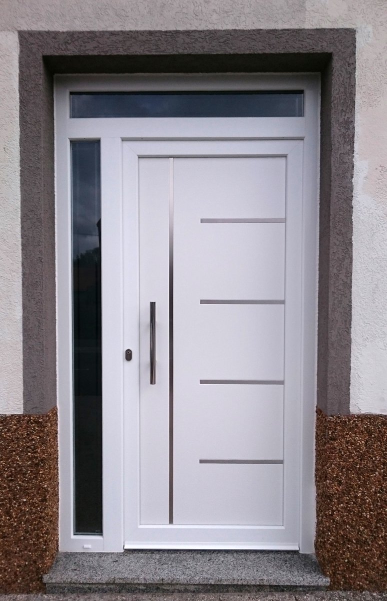 indupanel's tweet photo. #puerta #moderna #coleccion #avplus #modelo 11 #indupanel #puertas #aluminio #pvc #lacado #madera #folio #modern #design #doors https://t.co/GXxZNlOykY