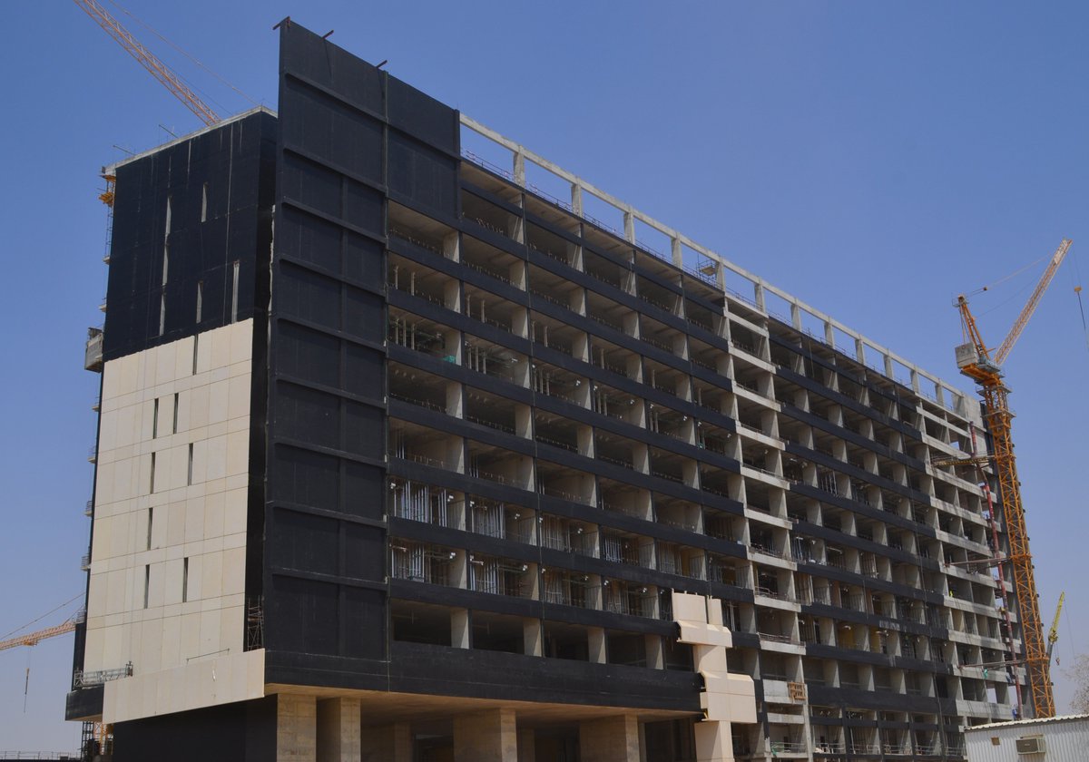 VariantFactory's tweet image. The construction of the hospital in Al-Qasim is at the final stage. #Saudi #construction #formwork #scaffolding
variant-factory.eu/en/references/…