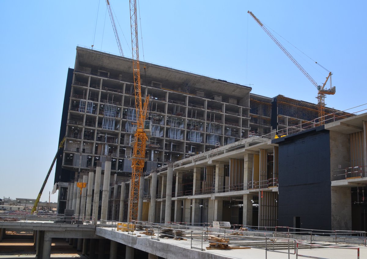 VariantFactory's tweet image. The construction of the hospital in Al-Qasim is at the final stage. #Saudi #construction #formwork #scaffolding
variant-factory.eu/en/references/…