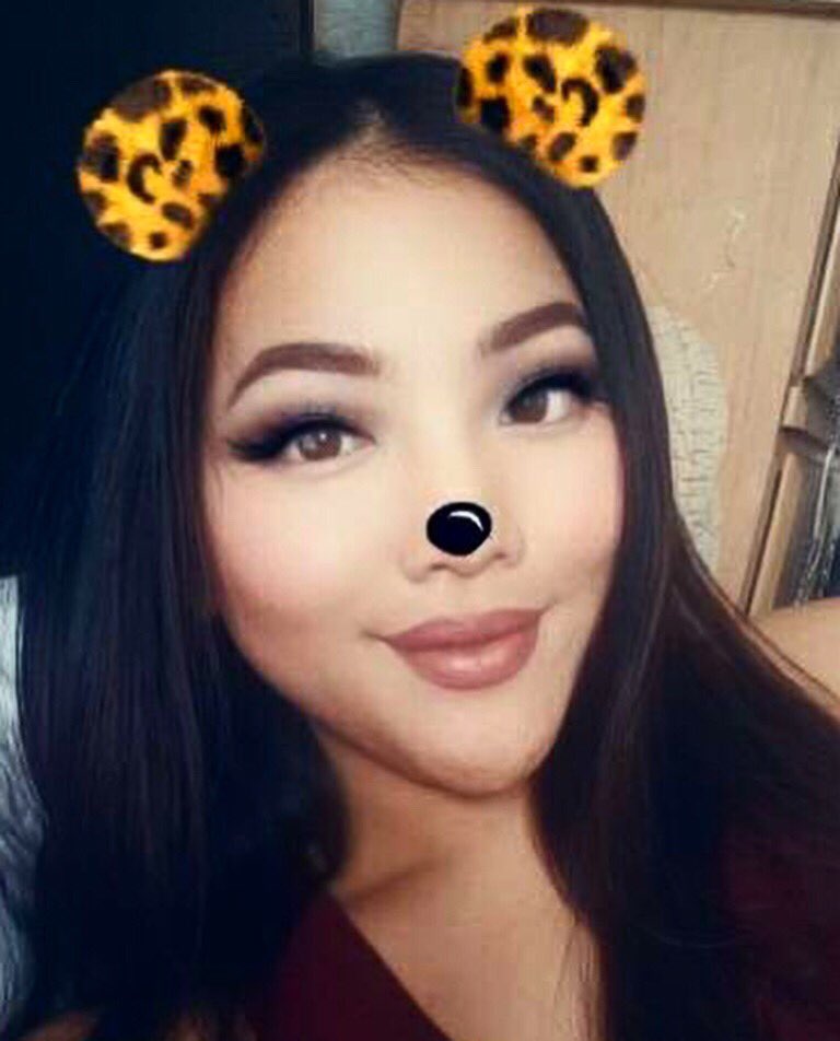 AccentOverTheI's tweet photo. I LOVE YOU, sissy! 🐷💕Dats my bes frien dats my bes frien, she betta she betta! 2️⃣2️⃣🎉 #Felling22  #SisterFromADifferentMister 🐷+🐭=4evah✊🏽✊🏻 https://t.co/A44fScRPEh