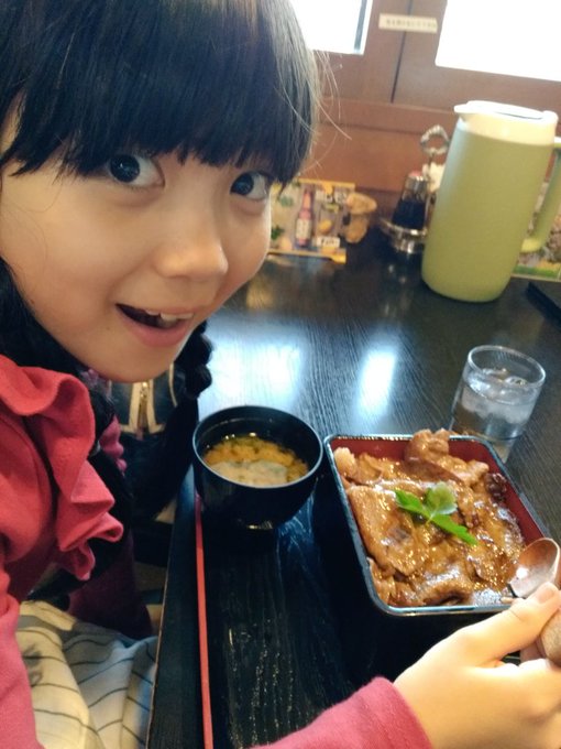 Twitterのコスプレ画像15