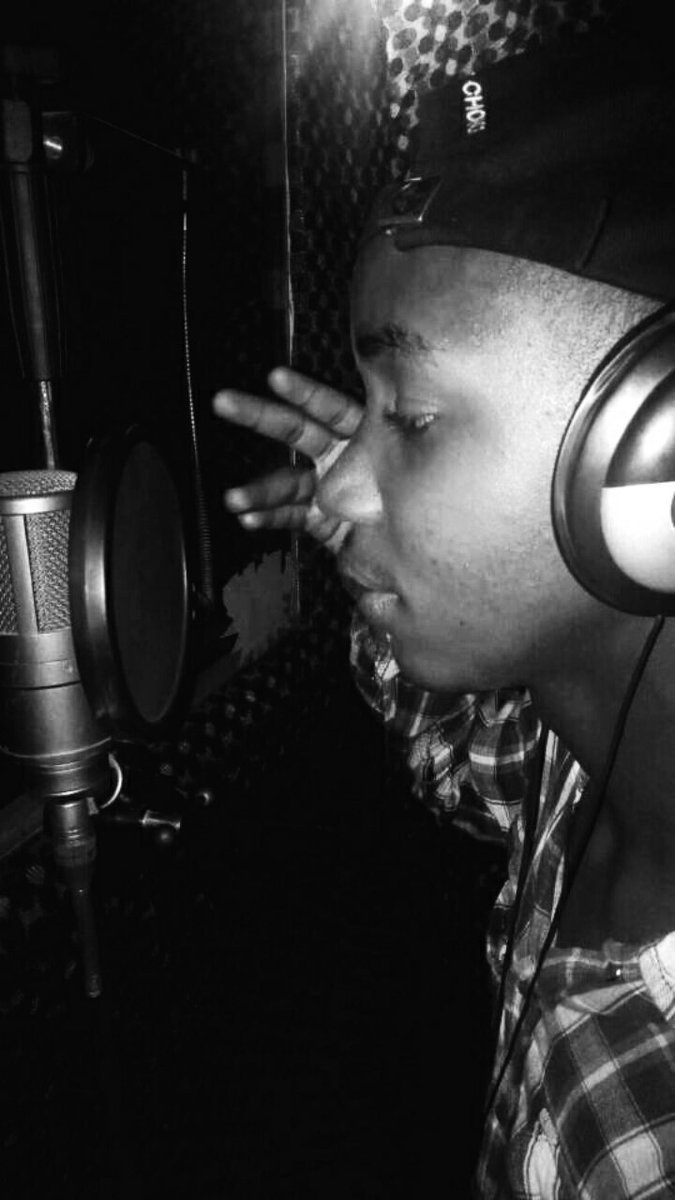 LeghacyD's tweet photo. Trap hiphop audio
Work by leghacity
Dropping this sato https://t.co/y8iXRw14TS