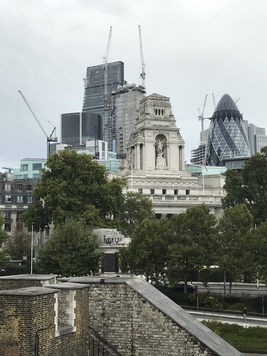 spike_abbott's tweet image. Cranes all around @cityoflondon @LondonPortAuth #Gerkin #Lloyds #CheeseGrater #TrinityGreen #FourSeasons