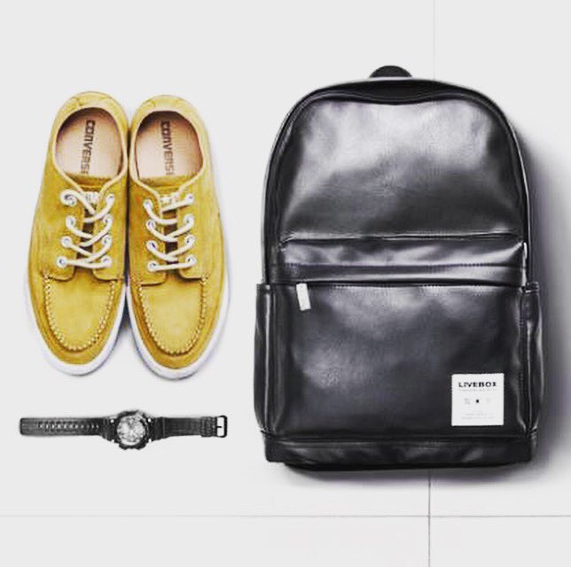 LIVEBOXED's tweet photo. What should I say? 😍
#fashionblogger #followus #ファッション #モデル #写真好き #rucksack #hikingbag #daypack #bestgift #collocation #todayswear #リュックサック https://t.co/bU3O9TwJhN