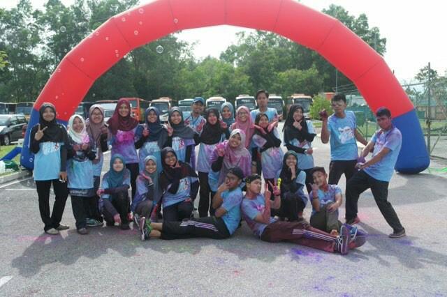 miZ_ixora's tweet photo. Crew2 Spectrum Bubble Run yg comot2 belaka.
#iceps13 https://t.co/kdZwwfJqf9