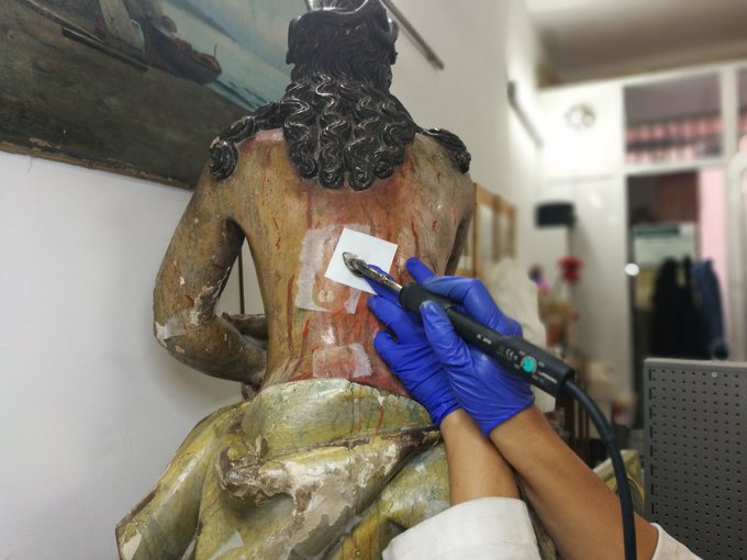 View image on Twitter