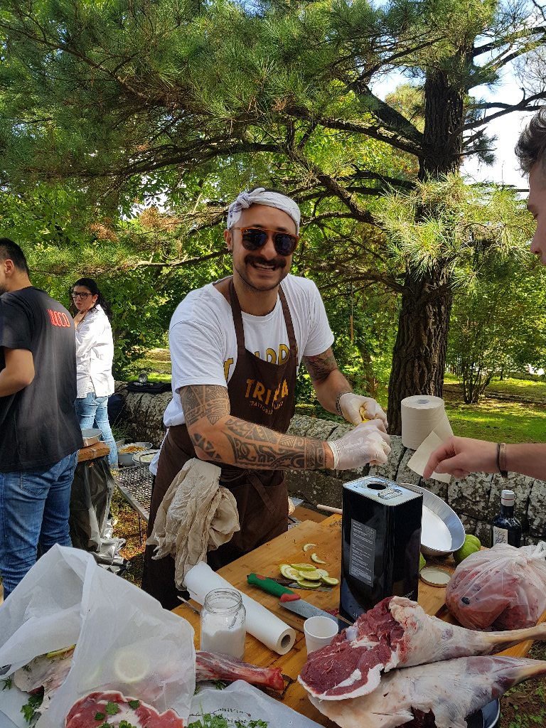 identitagolose's tweet photo. 2a edizione per il @fuocofoodfest che ha raccolto sui Monti Iblei chef da tutta Italia, riscoprendo la semplicità https://t.co/J7veYZu6r9 https://t.co/72BIyQEyQM