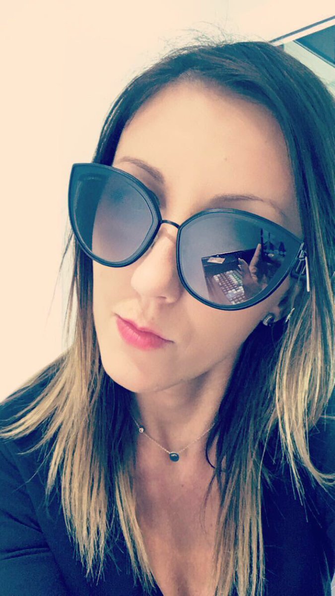 Well done to my girl Joanna #sellingELITE #5%club @WheresWarron #TheGiftThatKeepsOnGiving <a href="/LuxInTheLab/">Fashion Lab</a> <a href="/louisec93982199/">louise coleman</a>