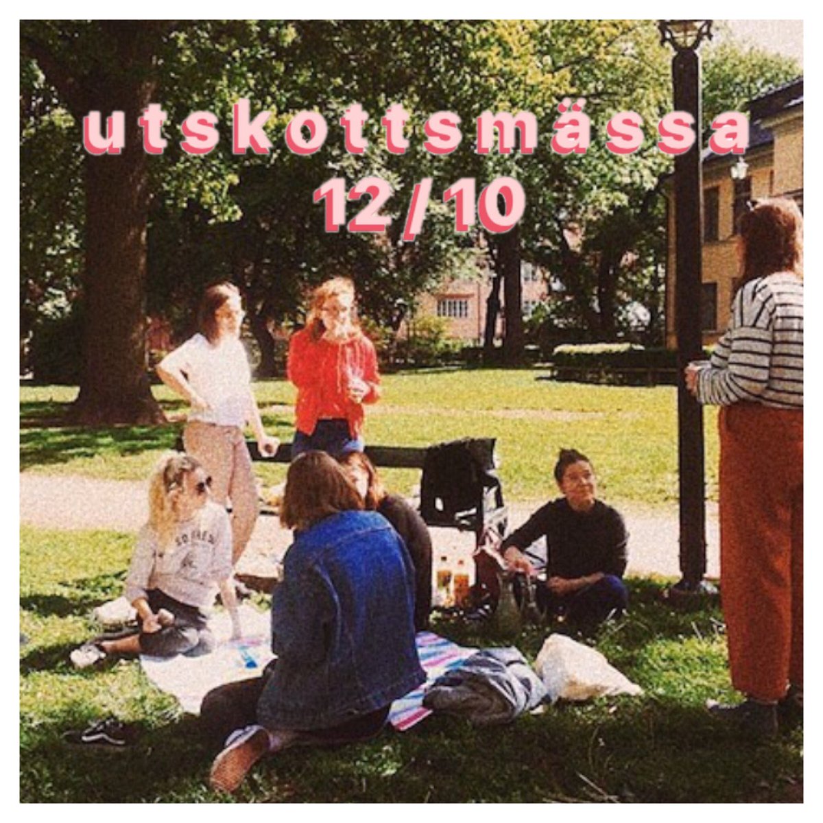 KSGelevkar's tweet image. YES! som bilden säger, utskottsmässa nu på torsdag! kom till gröna loungen mellan 10.00-14.00 🥂 mingelsnacks utlovas! #elevkår