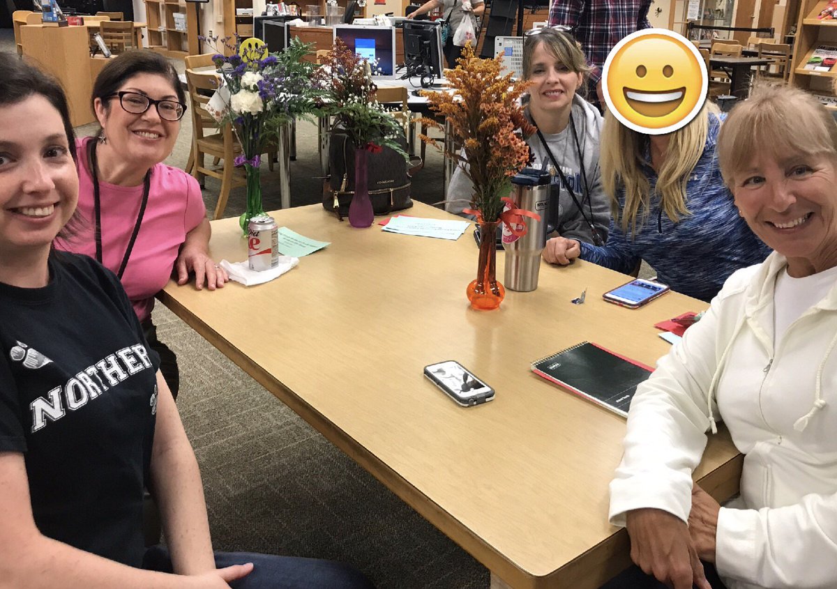 NBMiddleAg's tweet photo. It looks like these MS T weβre happy with their @NB_Floral led #NBPDOct17 #handsonlearning #TeachAg #careerteched https://t.co/ifDXaTObns