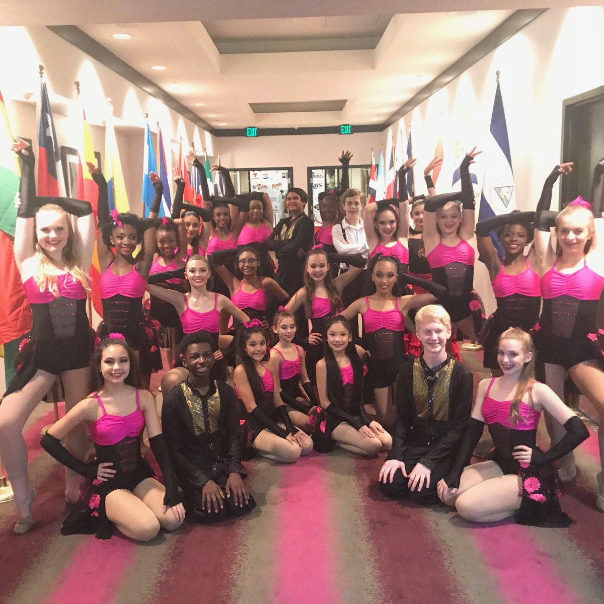 HillsboroughSch's tweet photo. Orange Grove Middle Magnet performing at Hispanic Woman and Man of the Year Gala https://t.co/Uv1sUjjW12