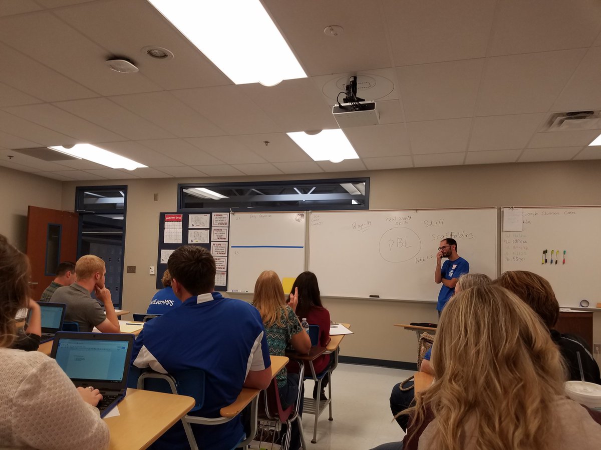 LnzOver's tweet photo. Learning about project based learning!!  Great cinversations! #LeadLearnMPS https://t.co/ch2uwexAaE