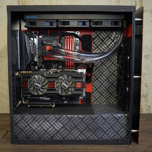 ModMyMods's tweet photo. #ModderMonday starts like this. #ProjectX by chris.designs is always transforming.
#Alphacool #Eisfamilie #Watercooling #Liquidcooling https://t.co/GmIED3jRcF