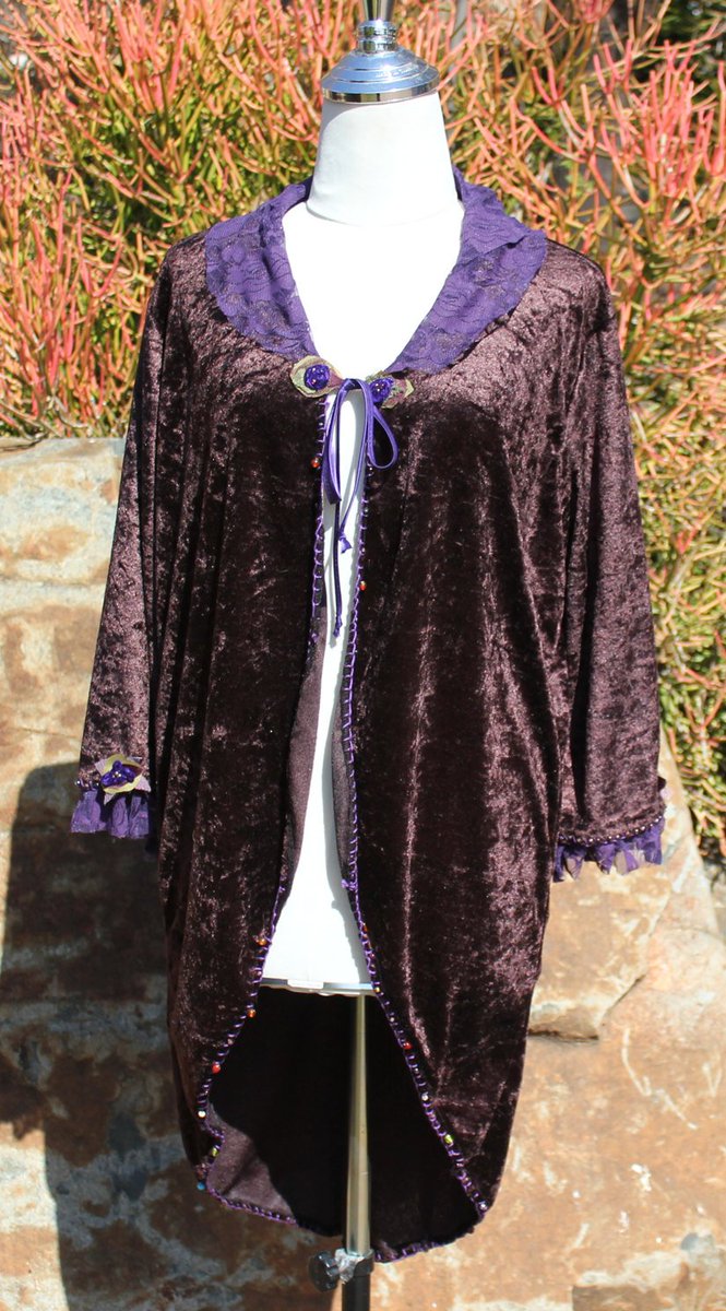 kennainafrica's tweet photo. Velvet jacket , Soft crushed velour jacket , Jacket for layering , Womens… https://t.co/oQcenBl4TF #Etsy #OoakJacket https://t.co/AWCvxJXW1K