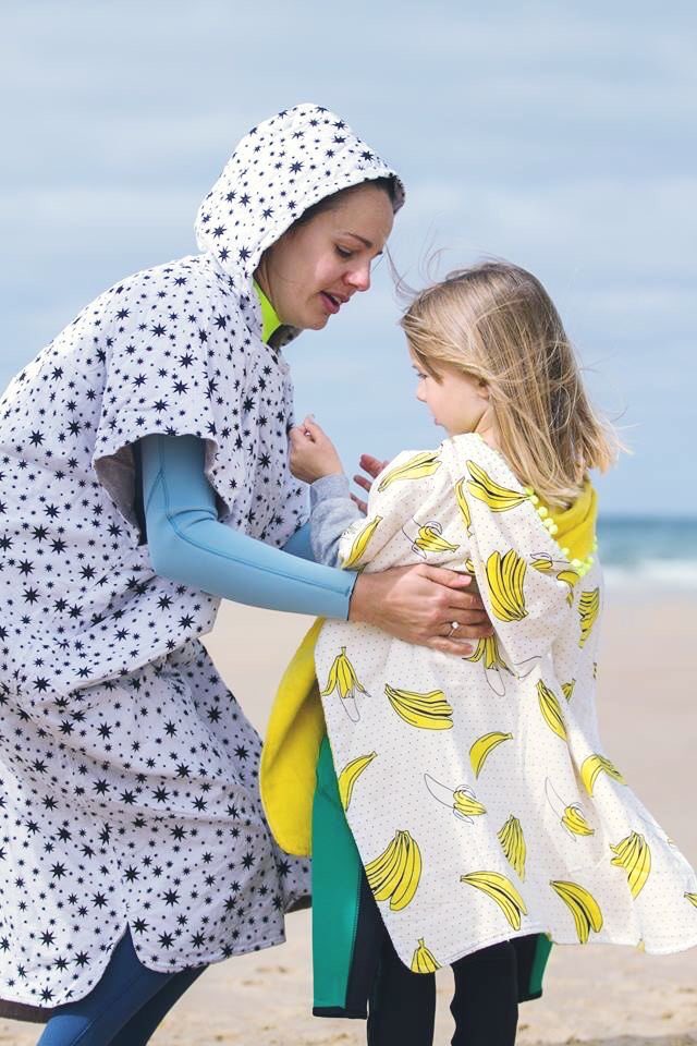 Don't be cold ! Thanks to the #poncho 🌴👌