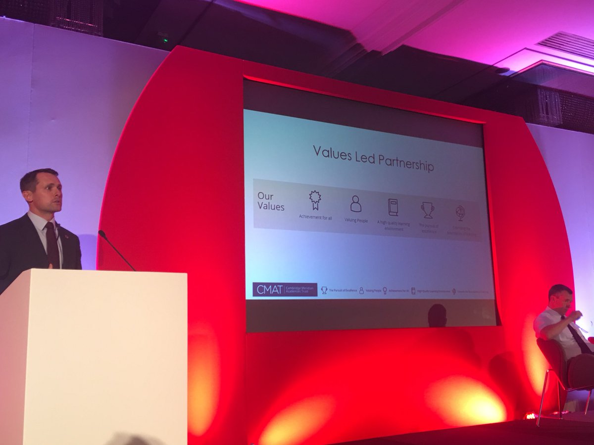 AnneMarieDuguid's tweet photo. Andy Daly -Swavesey Village #SSATLE17 Values led partnership https://t.co/7xn2WFImfP