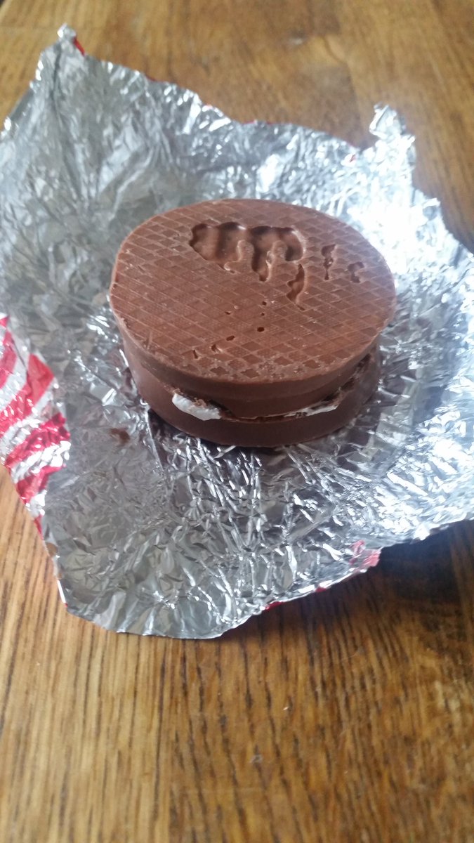 BeetsandTreats's tweet photo. Special treat for my husband. I eat the chocolate covered mallow, then.... #glutenfree for me #teacakesandwich for him @TunnockOfficial https://t.co/U8dbu2AyjZ
