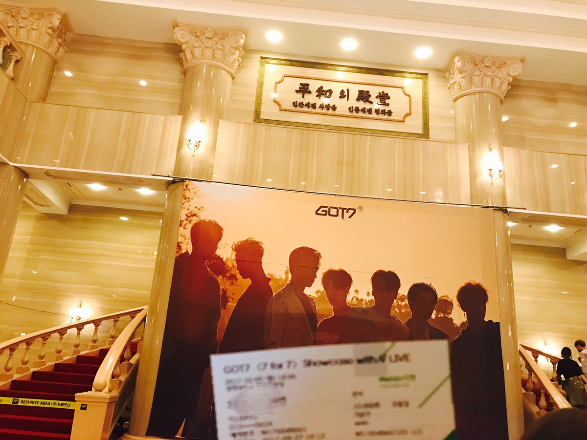 LiveInTheM's tweet image. 너무 멋져 ㅠㅠㅠ 케첩맠랑 좋은 시간 보내자ㅏㅏ