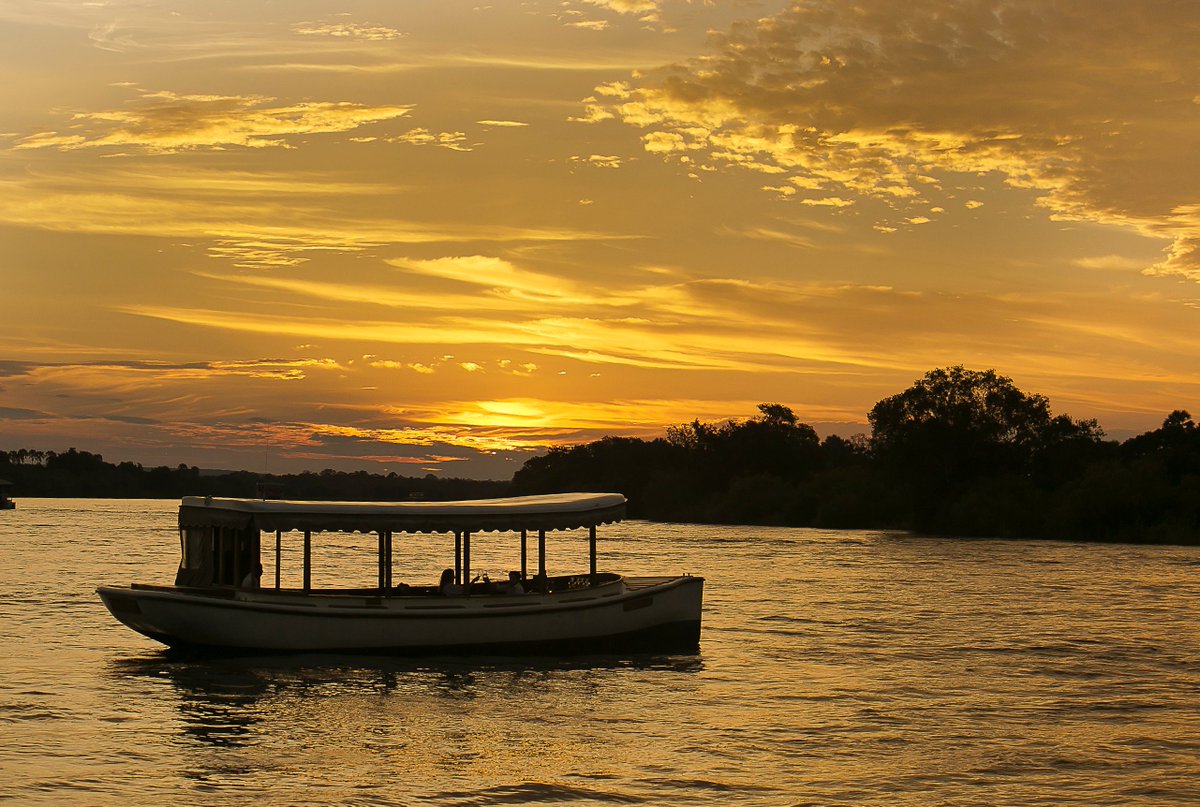ilalalodge's tweet photo. No trip to #VictoriaFalls is complete without a luxury sunset cruise aboard the #raikane on the #zambeziriver. https://t.co/7iB6x09vWT