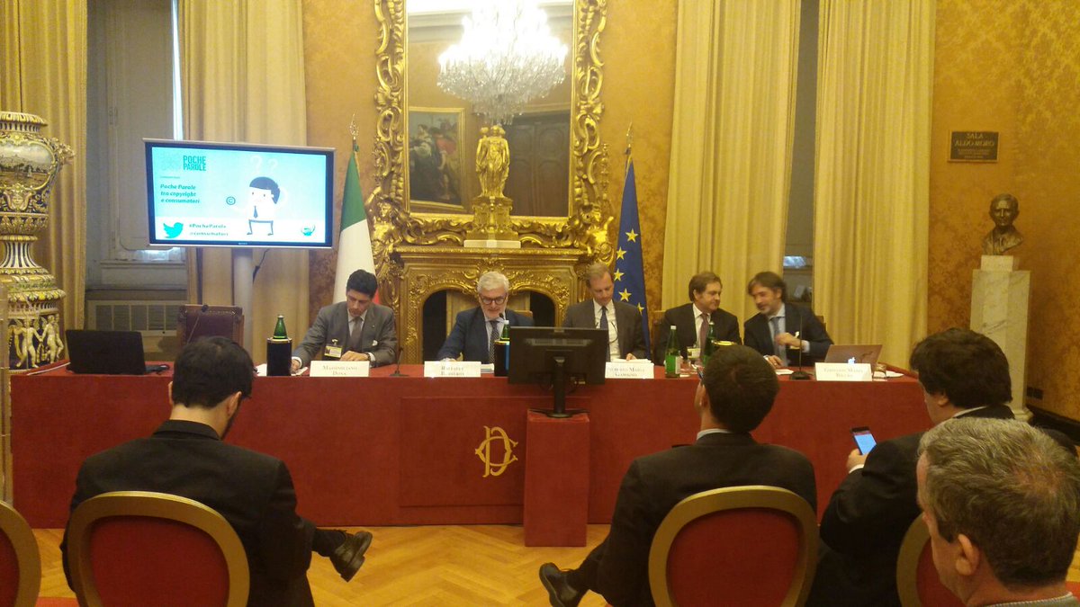Isa_Adinolfi's tweet image. Convegno alla #Camera “#PocheParole tra #copyright e #consumatori”
goo.gl/3rUwsd