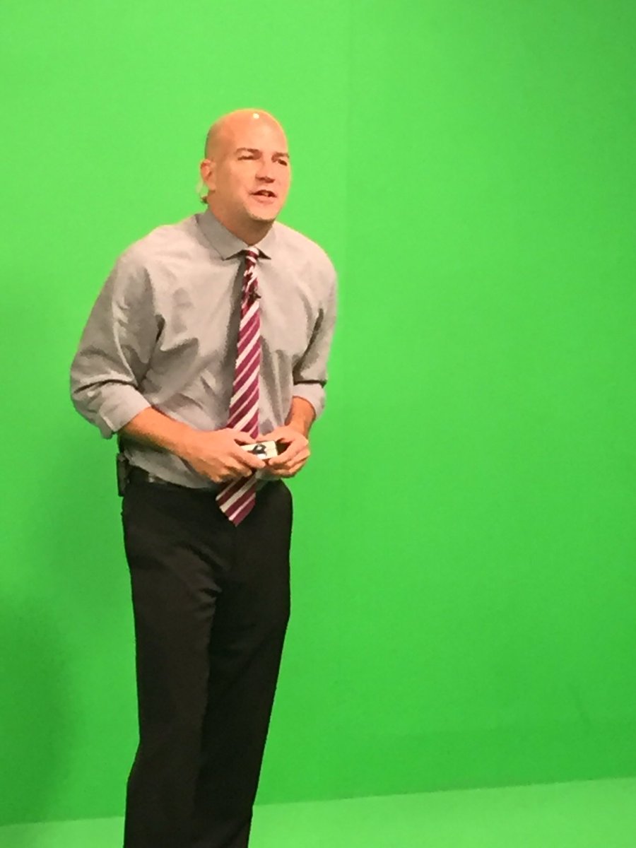 LaurenStanton13's tweet photo. Someone got a new do!! Looking good @dave13traffic #cleanshavin @wzzm13 https://t.co/G9WRmrlrif