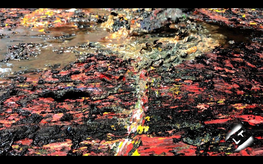 LincolnTownley's tweet photo. Behind the scenes of #Hell2018... watch video here https://t.co/iWHvOIK97i #workinprogress #lincolntownleyart #lincolntownley #paint #art https://t.co/vlDwlspvh9