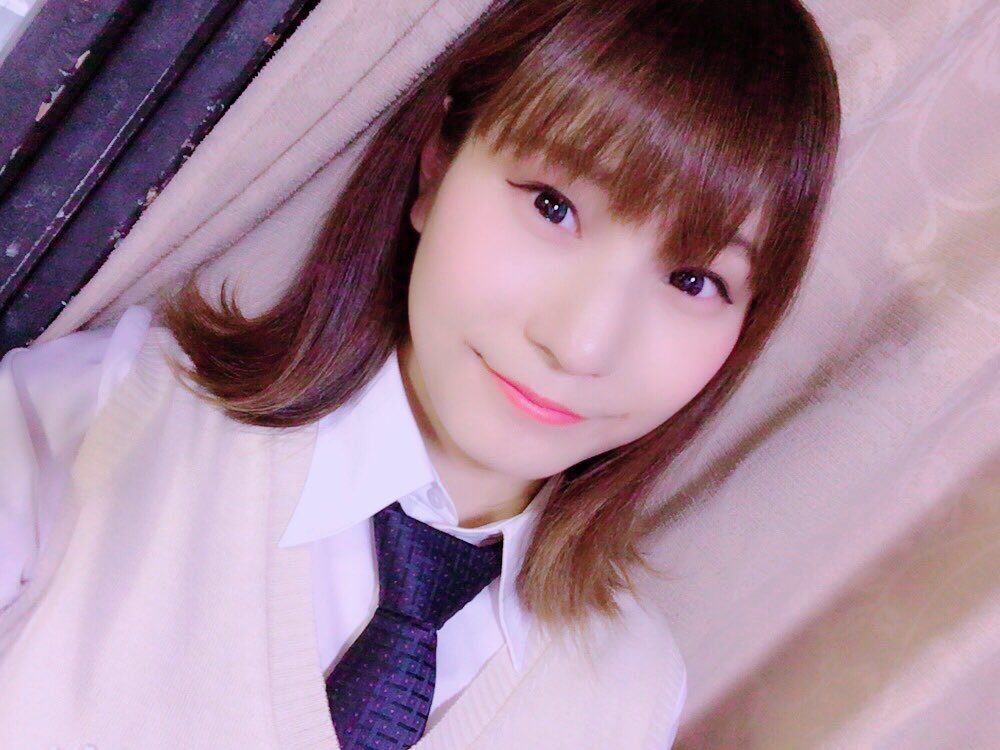 川合 麻璃 tweet media