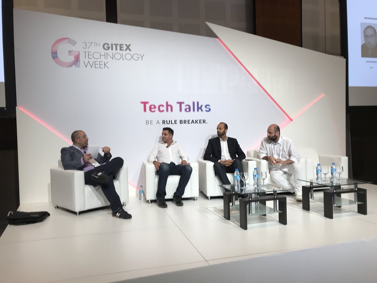 parthans's tweet image. @aniszantout moderating the session on Enhanced Realities at #gitex2017 #gitextechtalks with @rtilani @GekkoPower and @pixelbugIntl s Dany