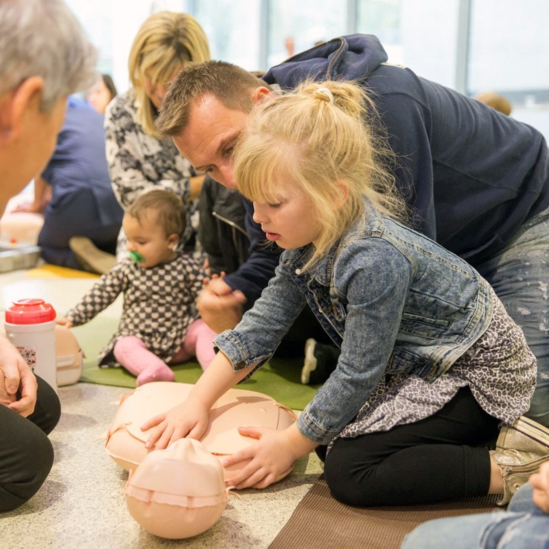 GOSHCharity's tweet photo. Learn CPR at GOSH on #RestartAHeart Day, 16 Oct, &amp; double the chance of someone surviving cardiac arrest out of hospital: resus@gosh.nhs.uk https://t.co/sRJS6lEycU