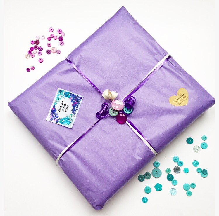 Its Monday!I have a trip to the post office and then I'm starting my next wave of Pet Portraits.
#Monday motivation #newweek #letsdothis