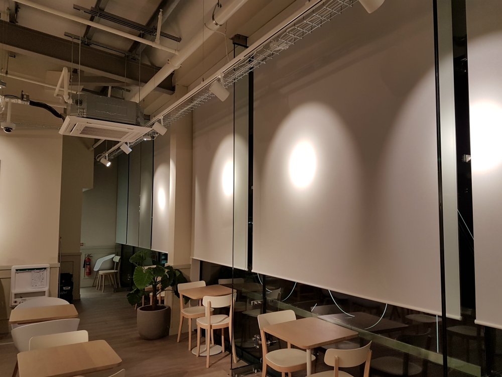 <a href="/marksandspencer/">M&S</a> in Glasgow had electric roller blinds in <a href="/verosol/">Verosol</a> Enviroscreen fabric installed to their coffee shop. Nice finish.