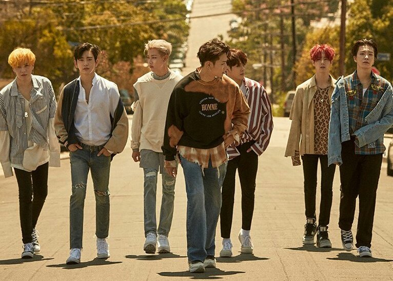 ahgasevenkai's tweet photo. I am so so ready for #GOT7Comeback
I am so happy I can't explain what I'm feeling rn
#κ°μΈλΈ_YouAre_μ μ€κ³΅κ° #7for7 #YouAre #GOT7
#700thTweet https://t.co/BidVSOqkIE