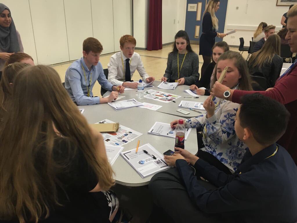 PsychologyNBHS's tweet photo. Today we welcome @worcester_uni Psychology students to deliver research methods masterclass to our Year12 https://t.co/34WkPATA5s