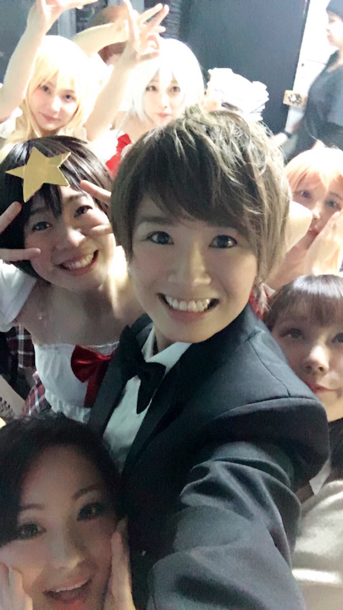 やまふじ tweet media