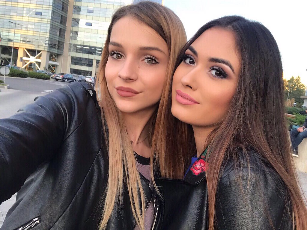 LettyMusician's tweet image. Multumim pentru mesaje si vizualizari🤗Like and share❤️youtu.be/YPAg_yeAznk