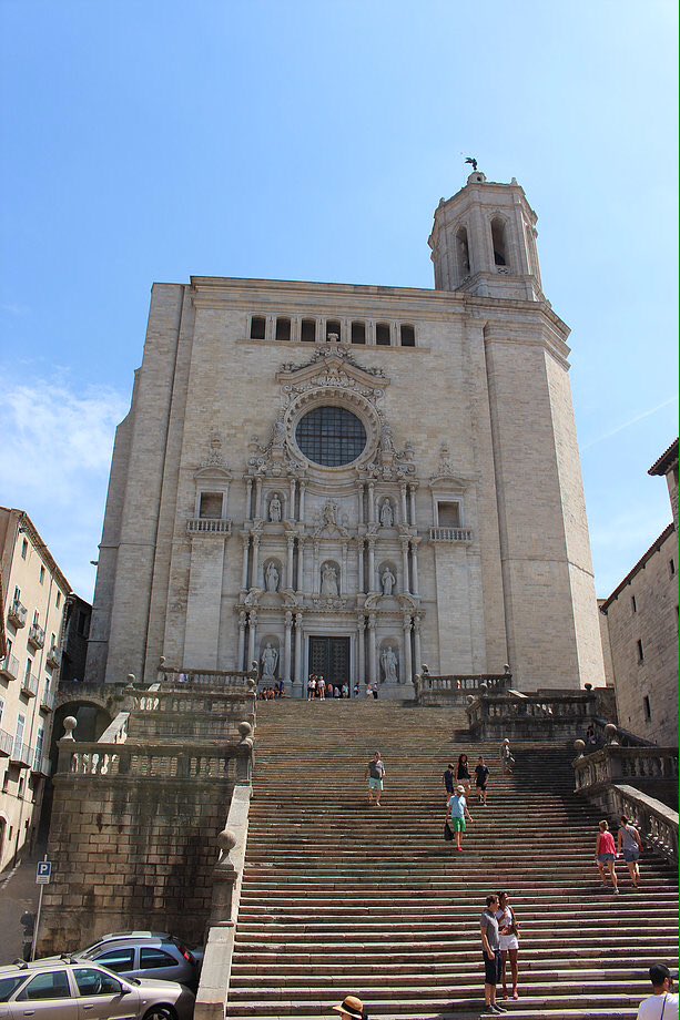 ViaBabel's tweet image. Descubre el Barri Vell y todos los encantos que esconde Girona en nuestro post: viababelblog.wixsite.com/viababel/singl…“la-pequeña-Florencia”