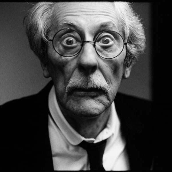 «J'ai le goût des autres.»
Jean Rochefort