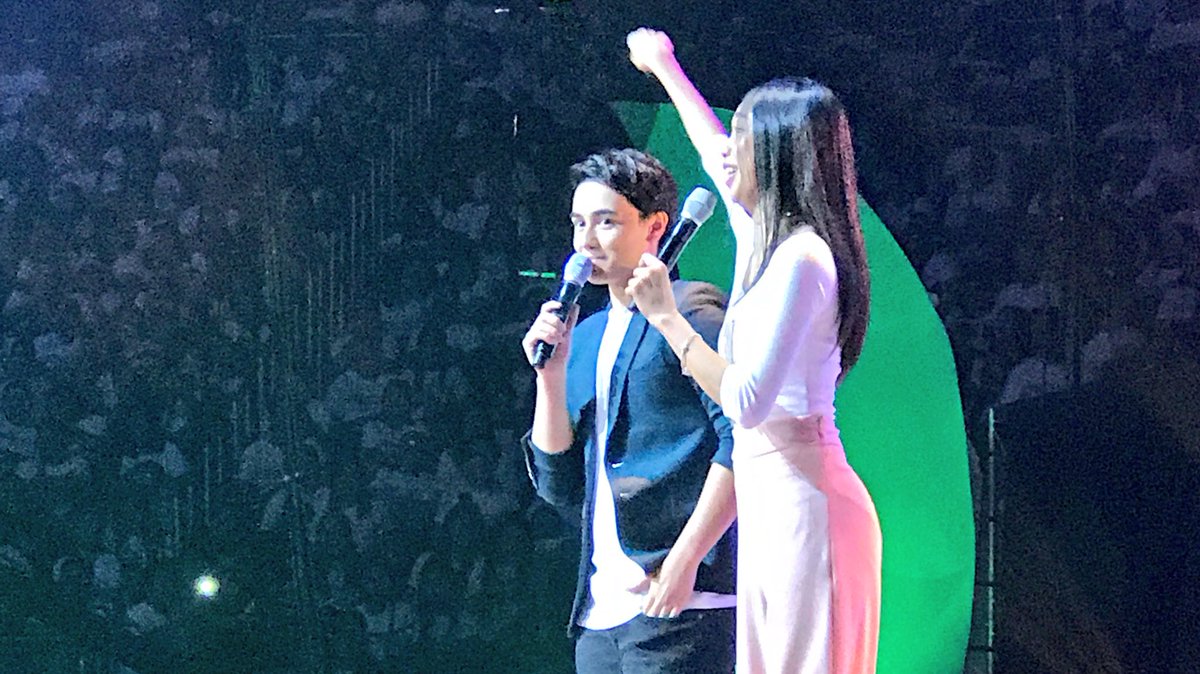 ederic's tweet photo. @amethystxmw @pldt Di po ‘yan kaya ng powers ko. Pero natuwa ako sa support ng MayWard sa #GabayGuro10 ng @pldt. Doon ko sila unang nakita. 😀 #MAYWARDisOURShip https://t.co/7mB4ngtyLB