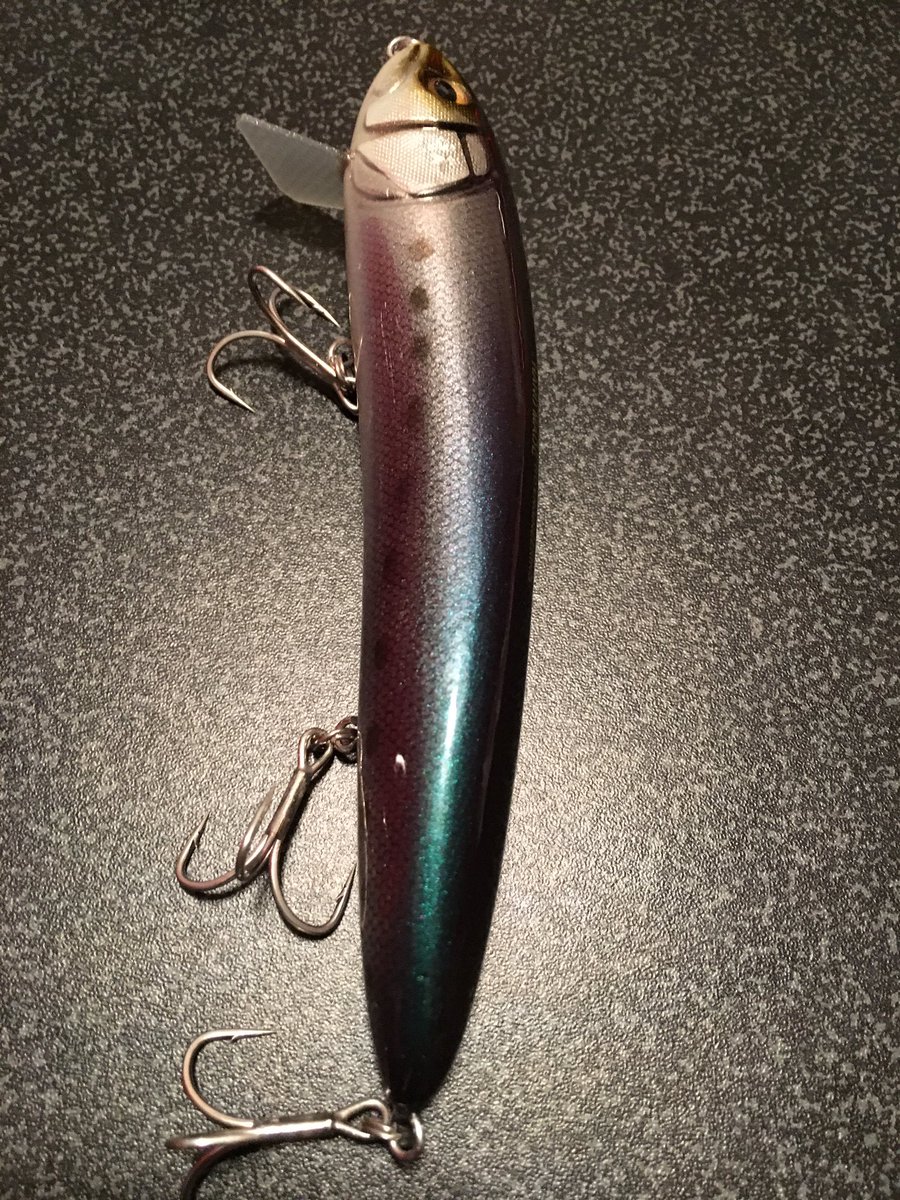 うぉー！！ メガバスのドラム140が新古品で￥800で売ってるなんて