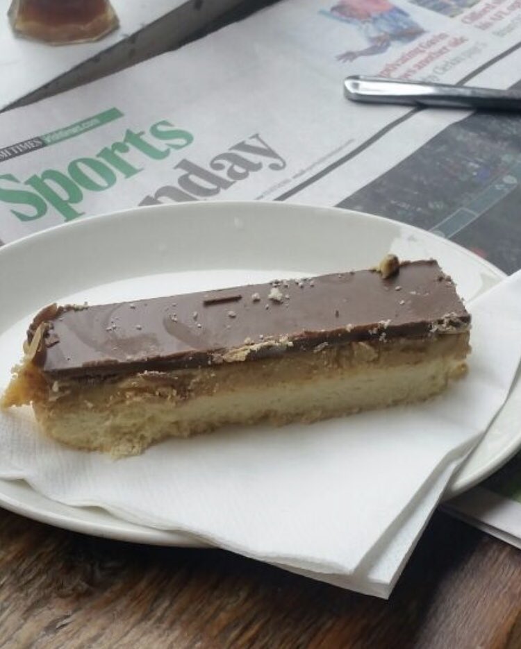 Citycolt's tweet photo. Anybody tried these new caramel rectangles? Legendary Warehouse, 8/10.

#sconewatch https://t.co/Xi6CkAJEo9