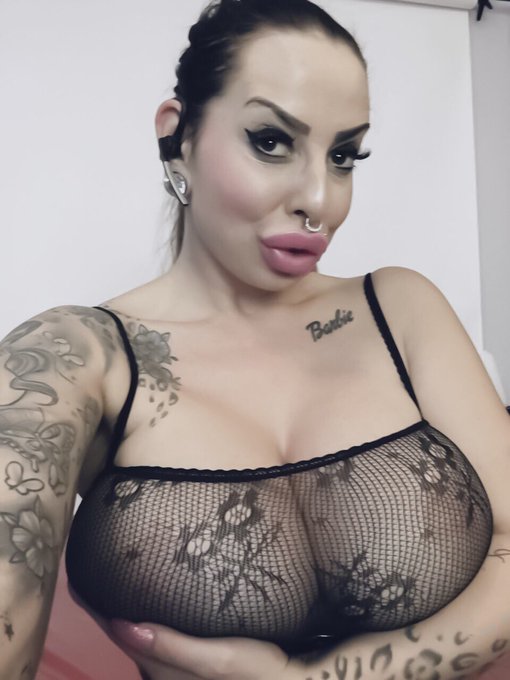 5 Tage noch und dann k&ouml;nnt ihr mich auf der VENUS treffen 😍 #venus #barbie #doll #bimbolife #transformation<a href="/tag/doll"class="tags"><span>#doll</span></a><a href="/tag/transformation"class="tags"><span>#transformation</span></a><a href="/tag/barbie"class="tags"><span>#barbie</span></a><a href="/tag/dollface"class="tags"><span>#dollface</span></a><a href="/tag/venus"class="tags"><span>#venus</span></a>