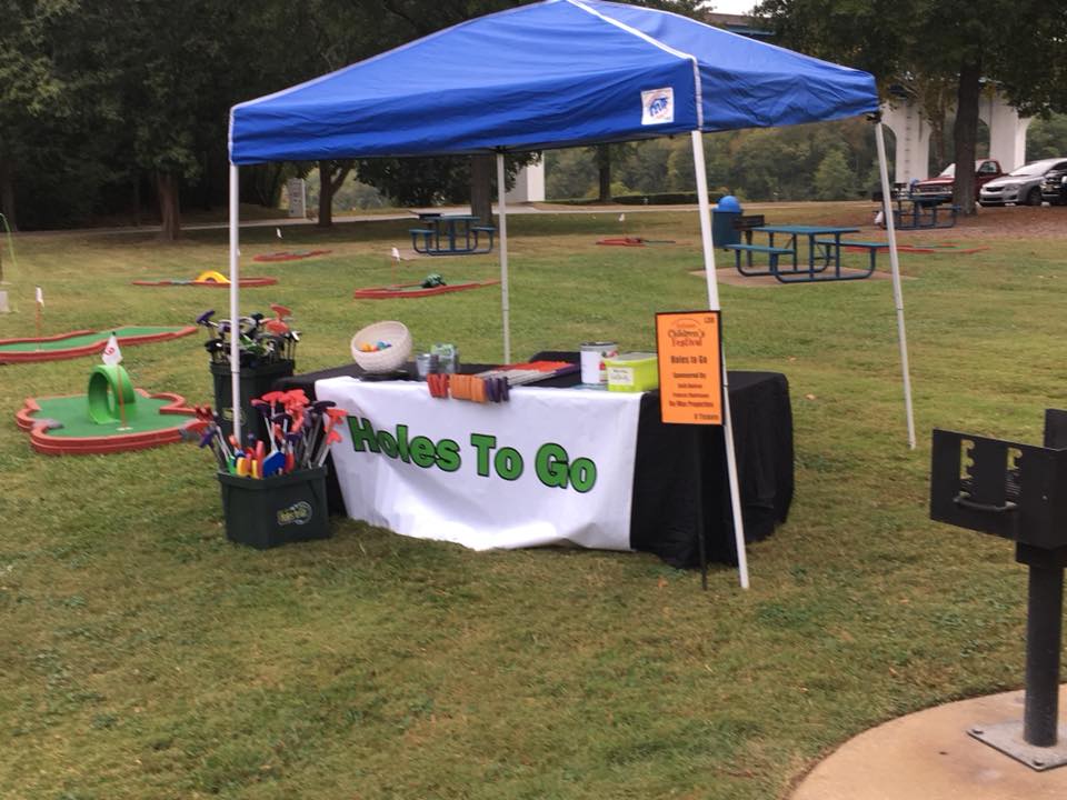 GamesToGoNash's tweet photo. Saturday we were in Chattanooga for the McDonald House fundraiser! Sponsored by The Mother Daughter Team from RE/MAX Properties. https://t.co/dd7J4s1Xy1