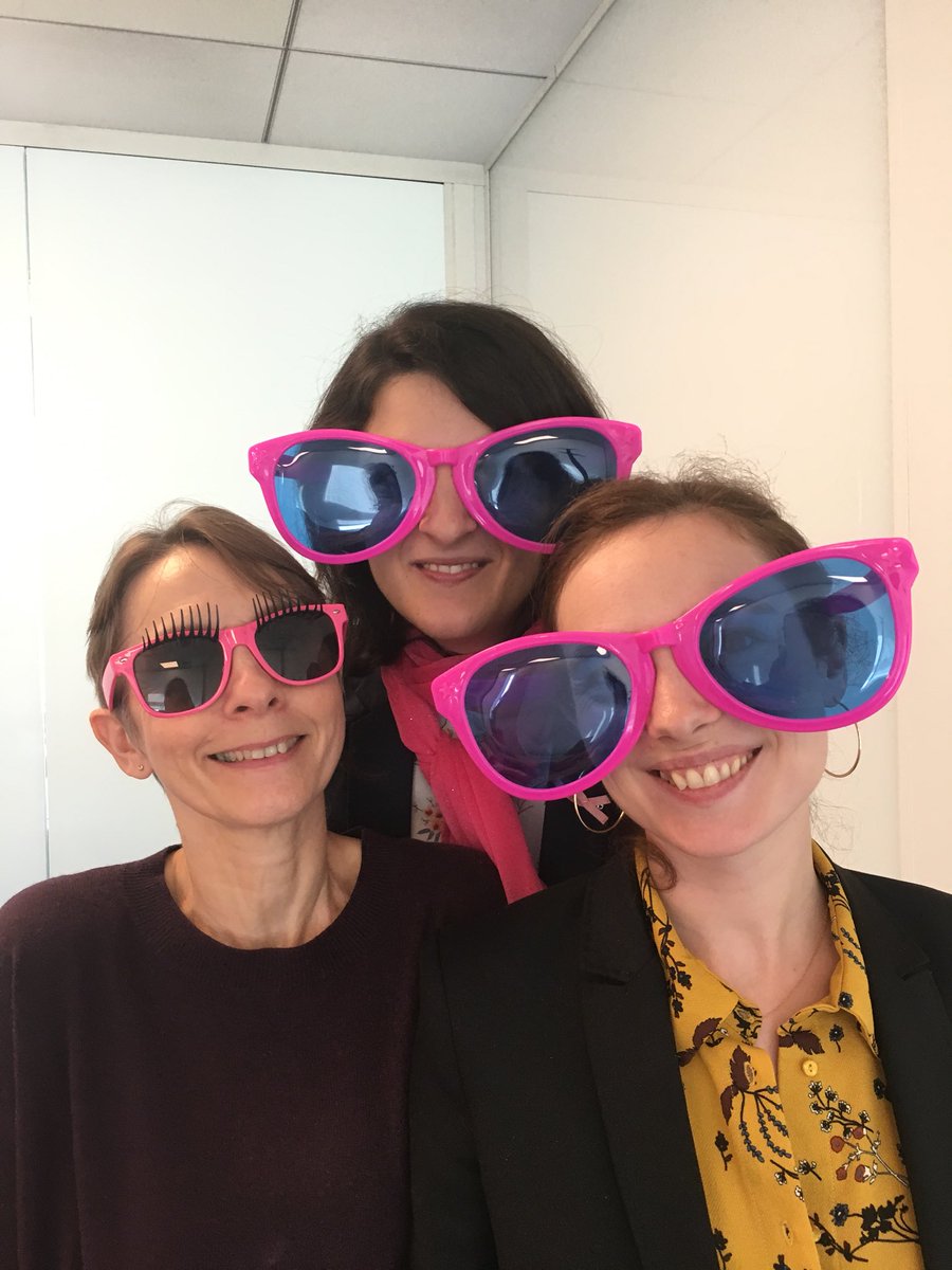 SophieParrot's tweet photo. Toutes mobilisées pour le cancer #OctobreRose #AXAAtoutCoeur https://t.co/CiL7ke2khf