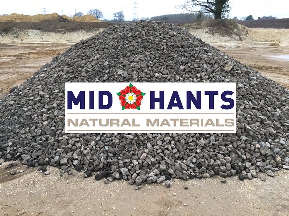 Midhants's tweet photo. #SpentBallast70mmtoDust #RecycledGranite #TrackConstruction @midhants https://t.co/CYbcomRZDO