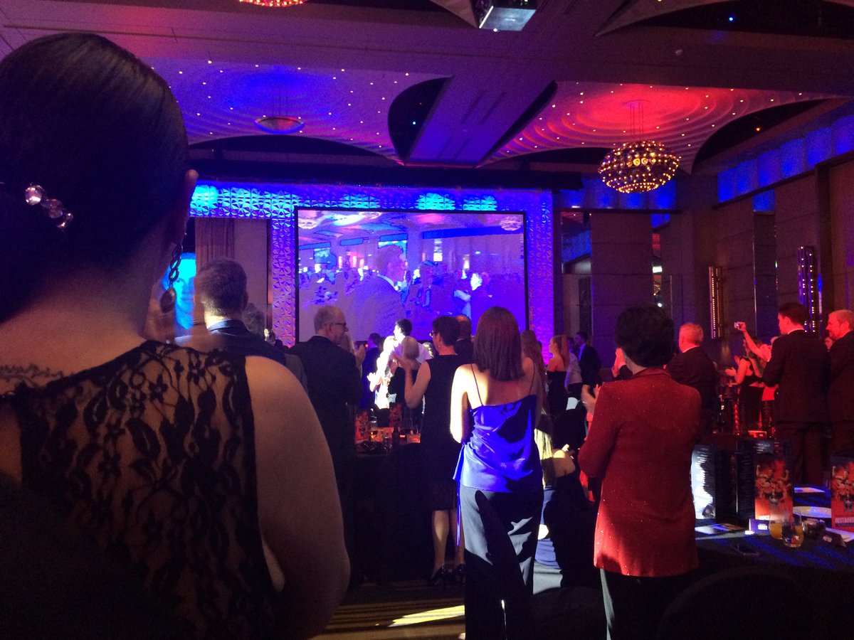DeeArmy's tweet photo. Standing ovation for our Bluey medallist @claytonoliver16  
Well done, Clarry. We love you ❤️💙 #No1 #Bluey17 https://t.co/BL5eTSGV1W