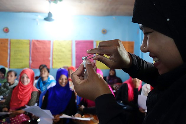 gavi_fr's tweet photo. Le #vaccin oral #choléra soutenu @Gavi arrivé #Bangladesh pour campagne ciblée sur les réfugiés #Rohingya et population locale! 📷 @WHOSEARO https://t.co/Gf11VMQ8vZ