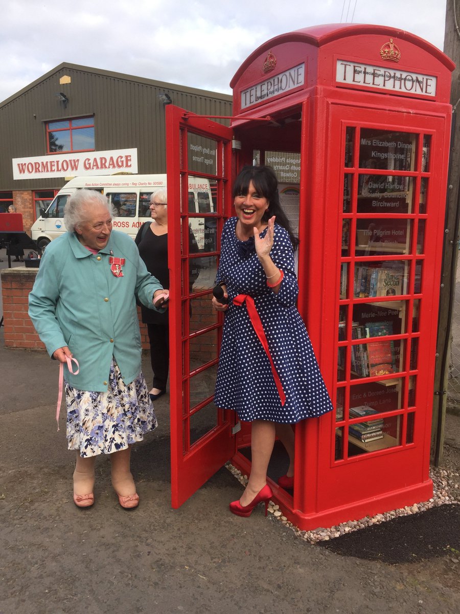 Temi_Odurinde's tweet photo. Exciting day for us in #Wormelow yesterday. Dilapidated red phone box was restored & turned to a library #Hereford hour #hEnergy2017 https://t.co/hKnfrUT766
