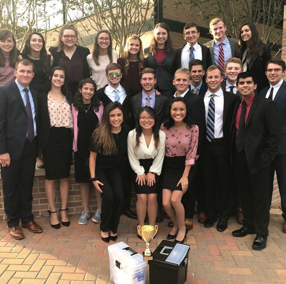 BaylorMockTrial's tweet photo. BUMT swept the Hustle City Challenge placing 1st, 2nd, and 3rd! Congrats to our 5 outstanding attorneys and 3 outstanding witnesses! https://t.co/p6vxYyEBgy